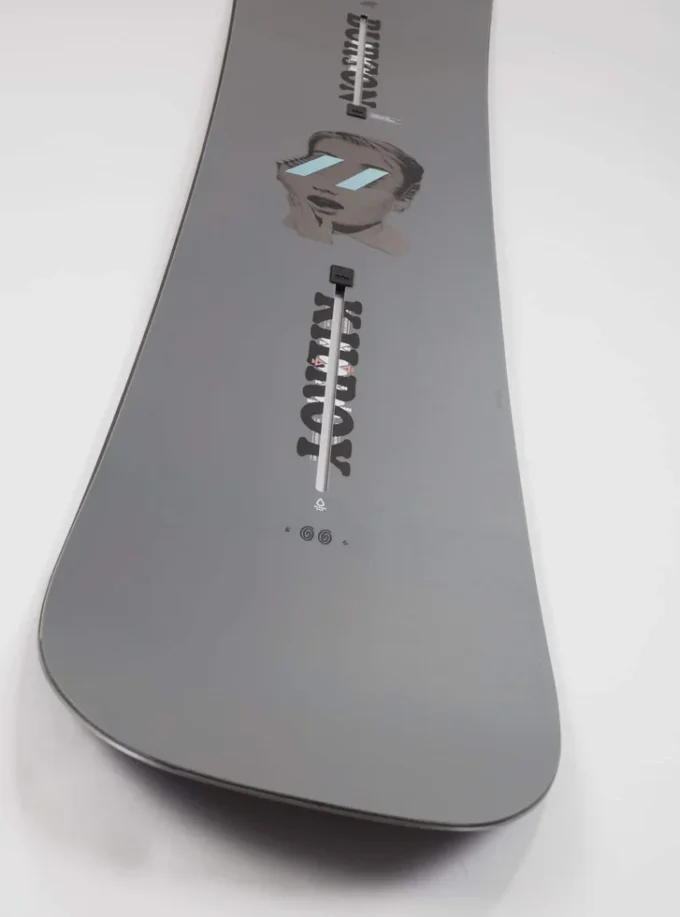 Burton 3D Kilroy Camber Snowboard för herr Burton 3D Kilroy Camber Snowboard för herr