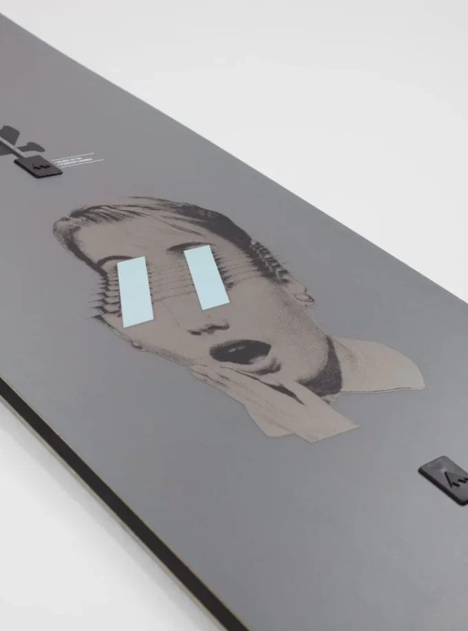 Burton 3D Kilroy Camber Snowboard för herr Burton 3D Kilroy Camber Snowboard för herr