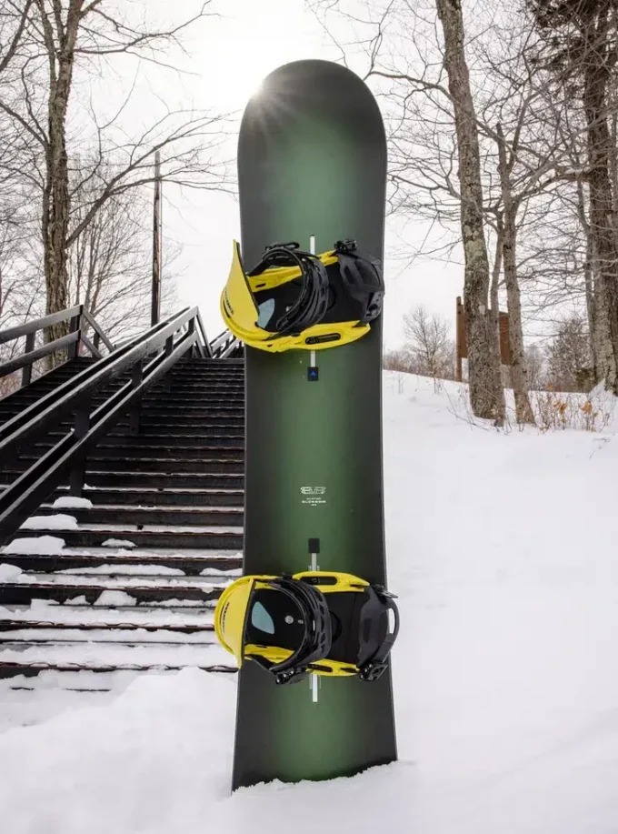Burton Blossom Camber Snowboard Burton Blossom Camber Snowboard