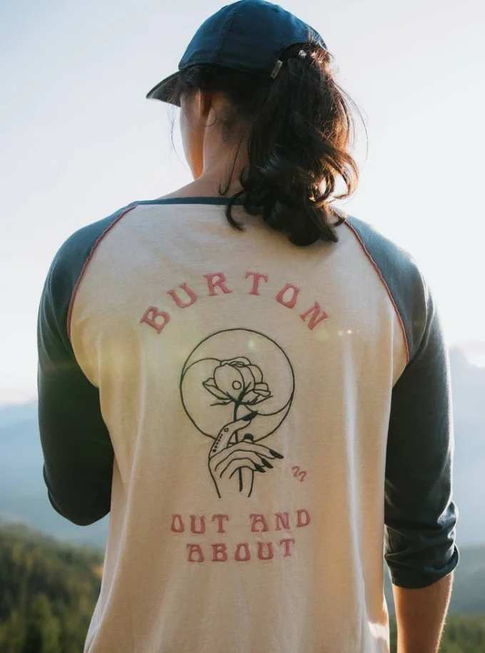 Burton Caratunk Raglan T-shirt för dam Burton Caratunk Raglan T-shirt för dam