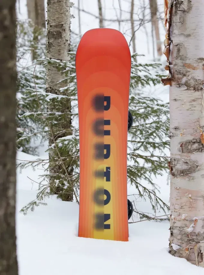 Burton Custom Smalls Camber snowboard för barn Burton Custom Smalls Camber snowboard för barn