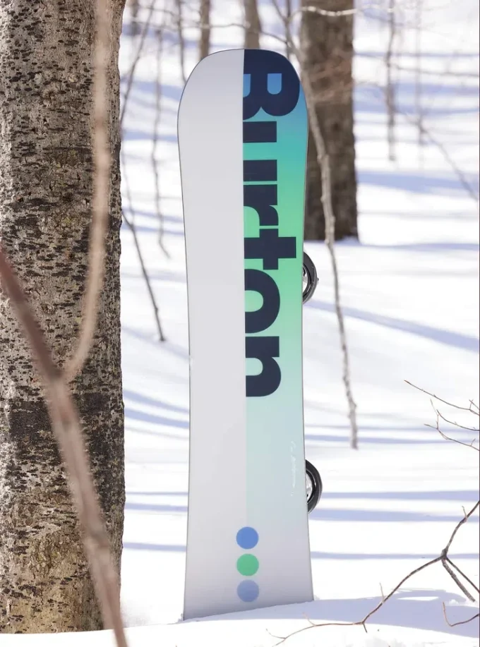 Burton Custom Smalls Camber snowboard för barn Burton Custom Smalls Camber snowboard för barn