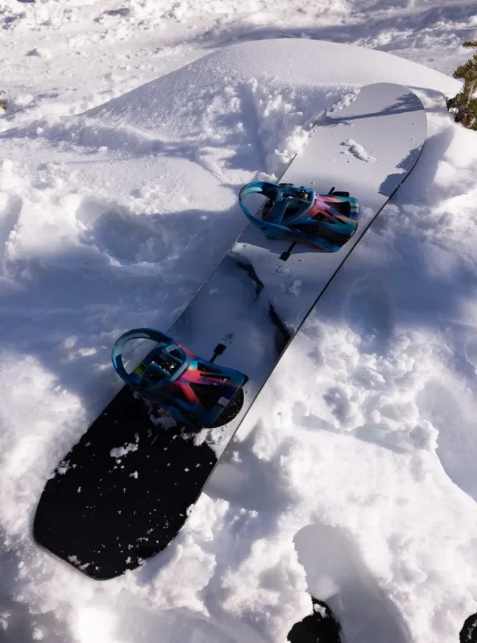 Burton Family Tree Gril Master Camber Snowboard Burton Family Tree Gril Master Camber Snowboard