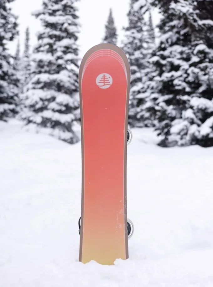Burton Family Tree Gril Master Camber Snowboard Burton Family Tree Gril Master Camber Snowboard