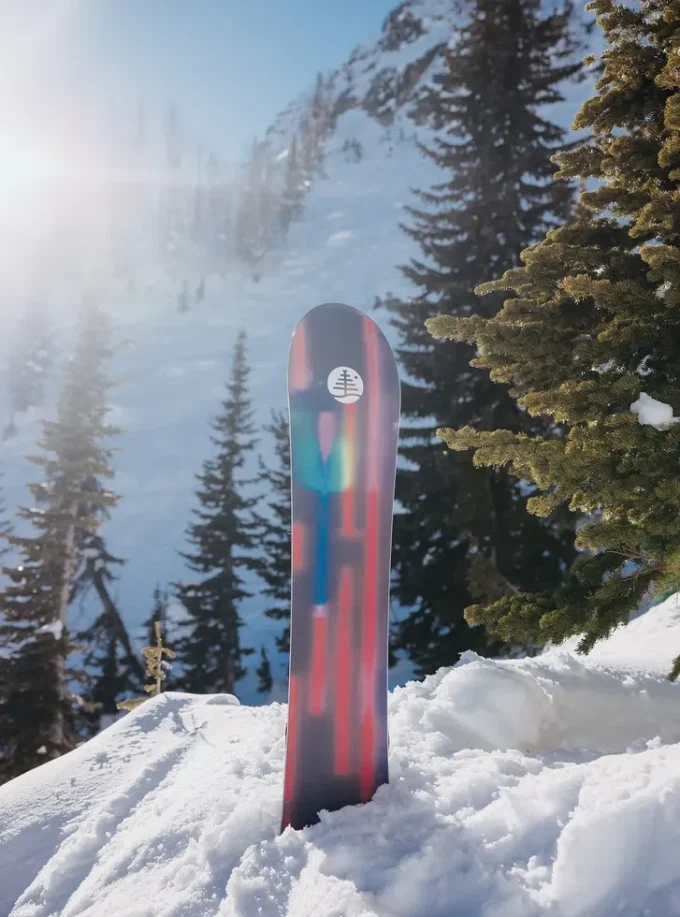 Burton Family Tree Gril Master Camber Snowboard Burton Family Tree Gril Master Camber Snowboard