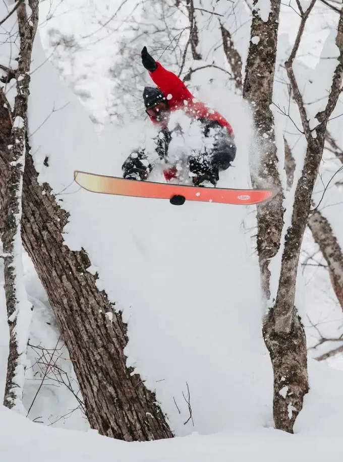 Burton Family Tree Gril Master Camber Snowboard Burton Family Tree Gril Master Camber Snowboard