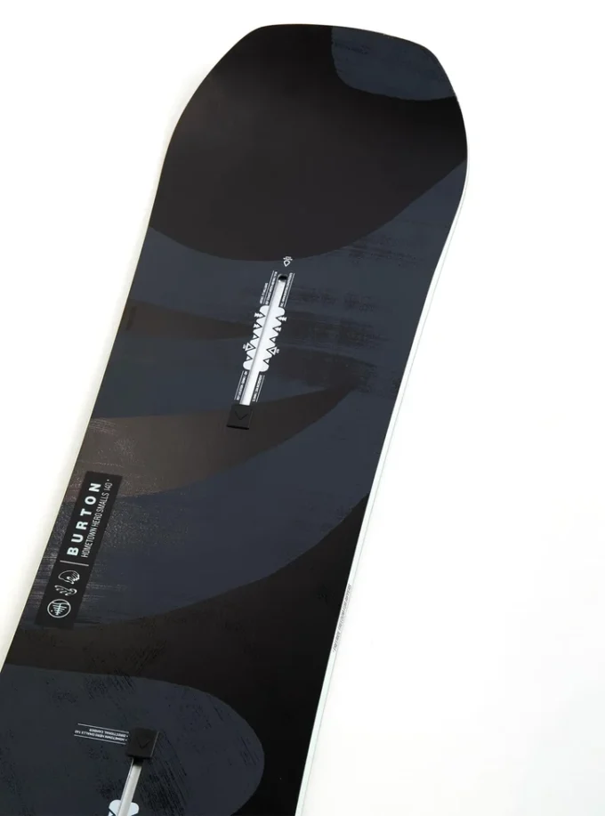 Burton Family Tree Hometown Hero Camber Snowboard för barn Burton Family Tree Hometown Hero Camber Snowboard för barn