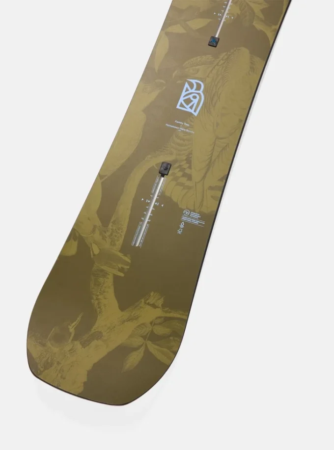 Burton Family Tree Hometown Hero Camber Snowboard för barn Burton Family Tree Hometown Hero Camber Snowboard för barn