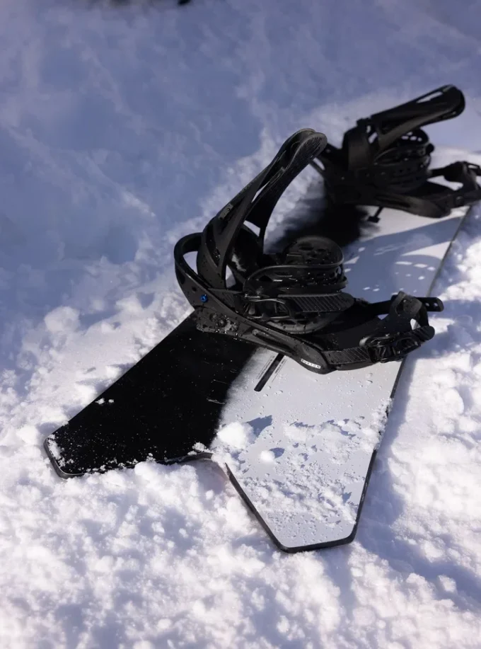 Burton Family Tree Short Stop Flat Top Snowboard Burton Family Tree Short Stop Flat Top Snowboard
