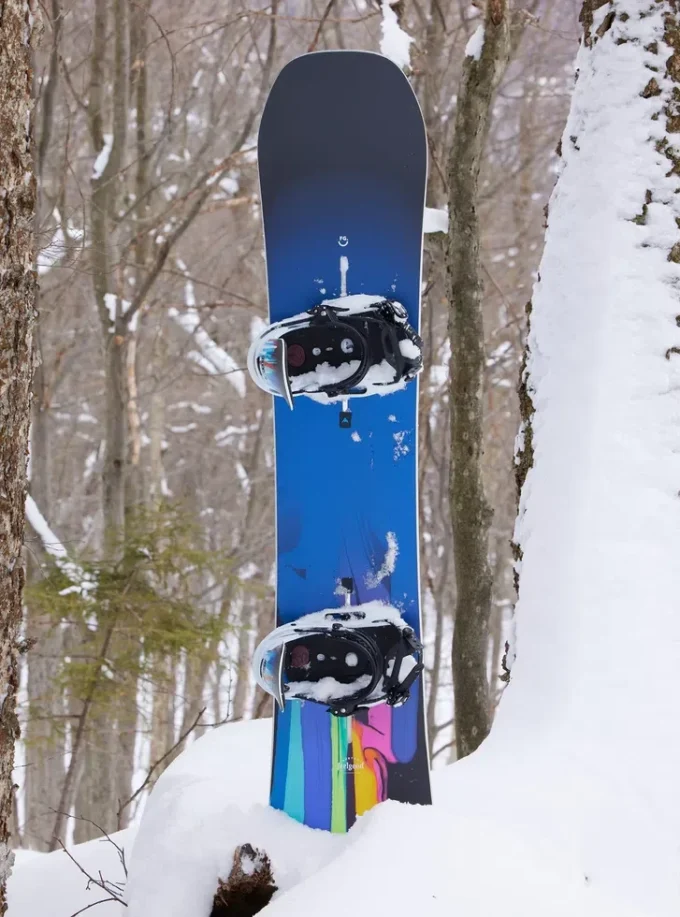 Burton Feelgood Camber snowboard för damer Burton Feelgood Camber snowboard för damer
