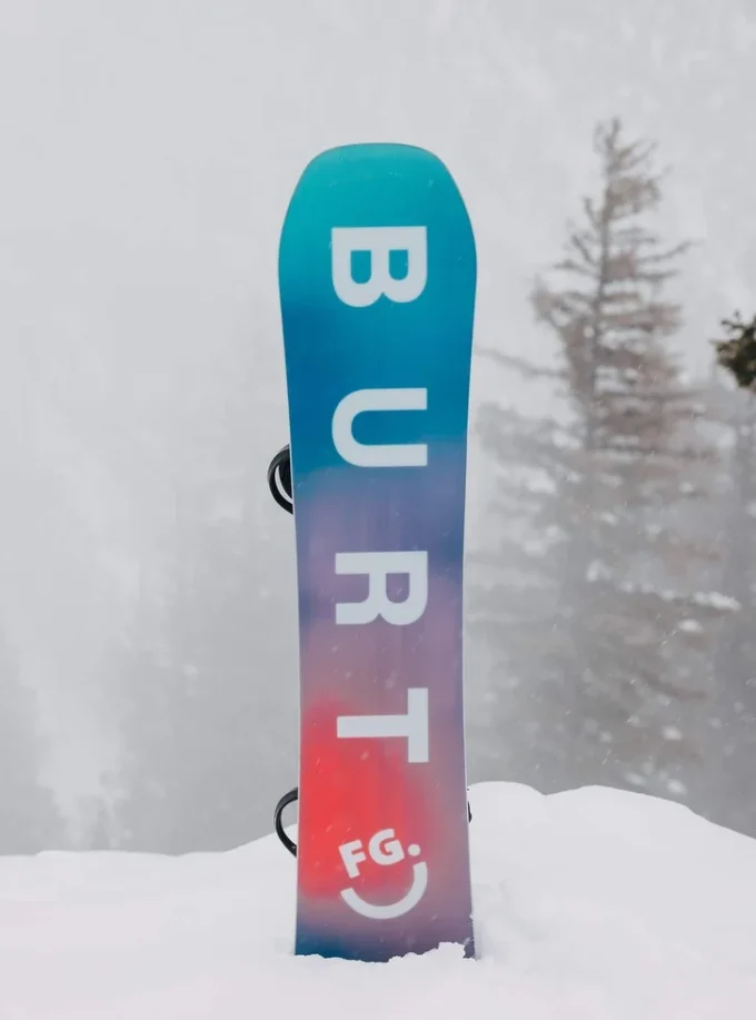 Burton Feelgood Camber snowboard för damer Burton Feelgood Camber snowboard för damer