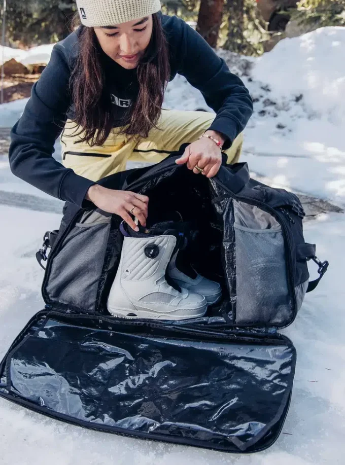 Burton Flight Attendant 90L Duffel Bag Burton Flight Attendant 90L Duffel Bag