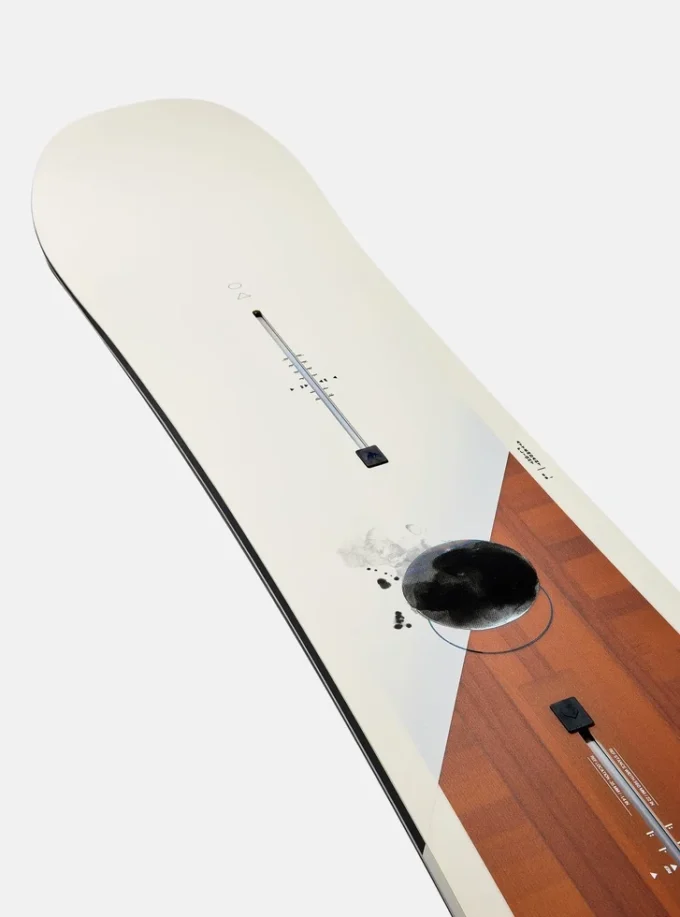 Burton Flight Attendant Camber snowboard för herr Burton Flight Attendant Camber snowboard för herr