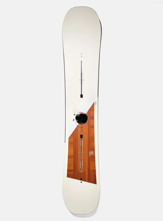 Burton Flight Attendant Camber snowboard för herr Burton Flight Attendant Camber snowboard för herr