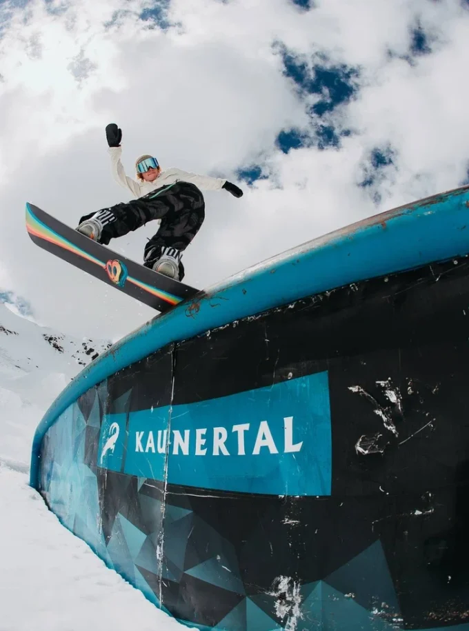 Burton Free Thinker Camber snowboard för herr Burton Free Thinker Camber snowboard för herr