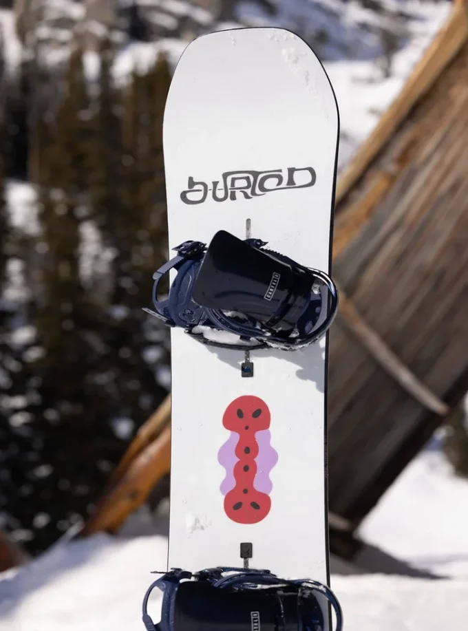 Burton Free Thinker Camber snowboard för herr