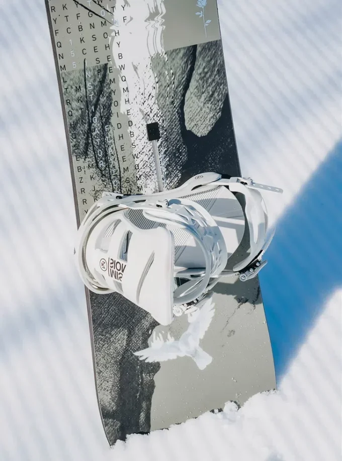 Burton Instigator PurePop Camber snowboard för herr Burton Instigator PurePop Camber snowboard för herr