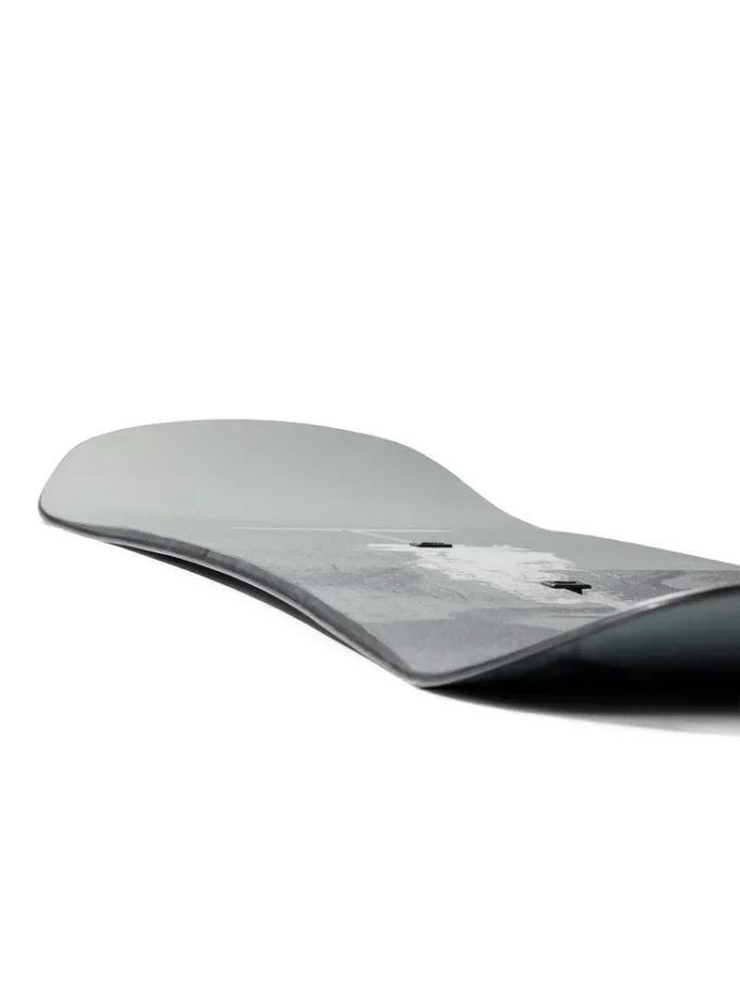 Burton Instigator PurePop Camber snowboard för herr Burton Instigator PurePop Camber snowboard för herr