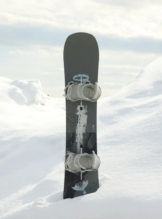 Burton Instigator PurePop Camber snowboard för herr Burton Instigator PurePop Camber snowboard för herr