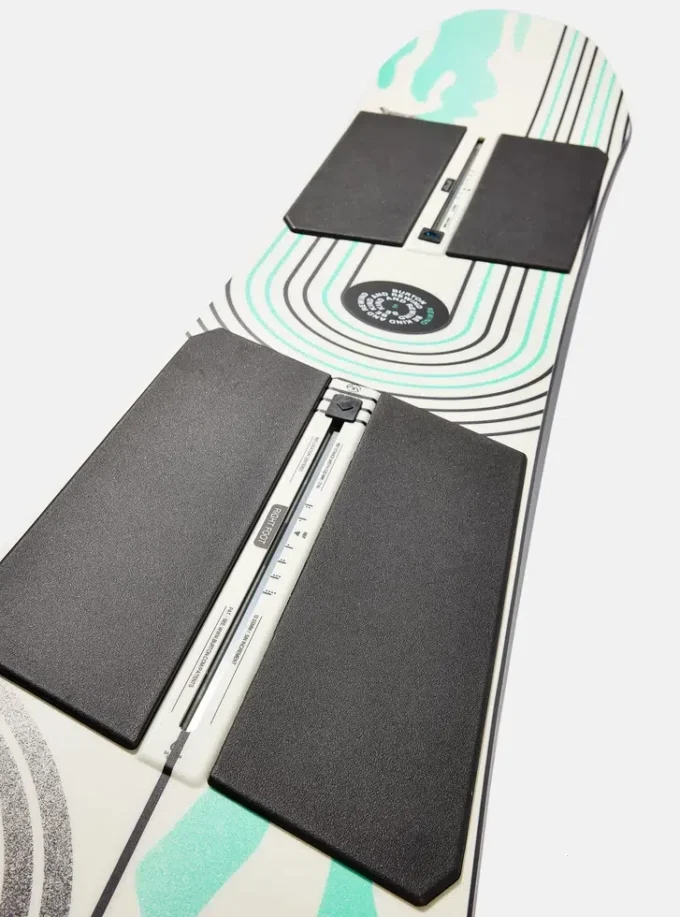 Burton Rewind Camber snowboard för damer Burton Rewind Camber snowboard för damer