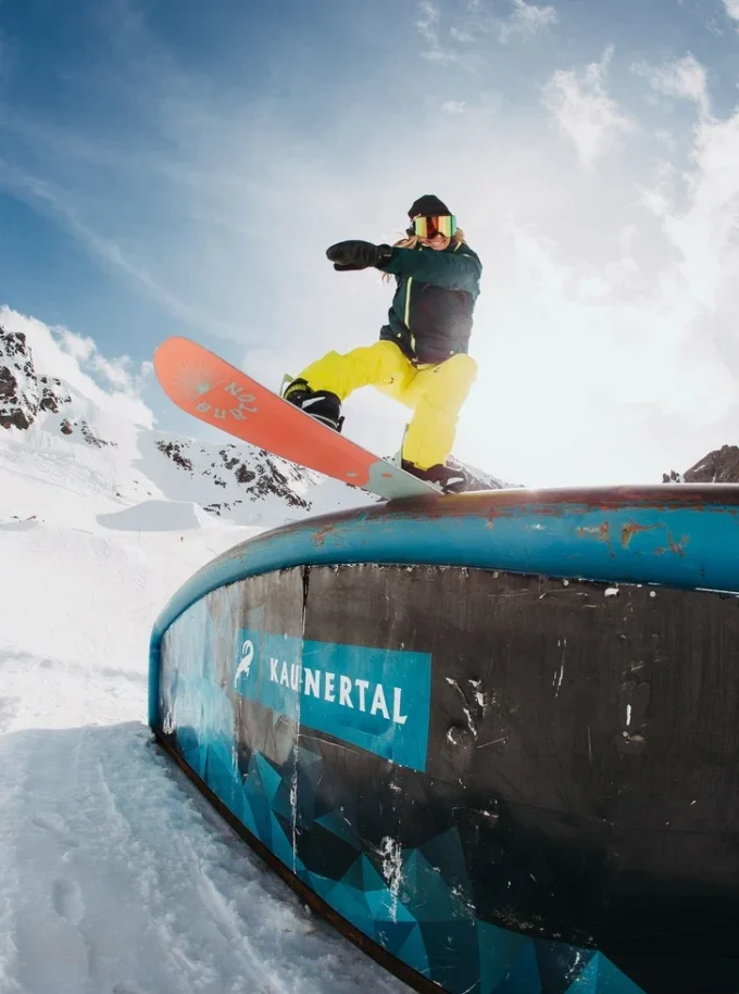 Burton Rewind Camber snowboard för damer Burton Rewind Camber snowboard för damer