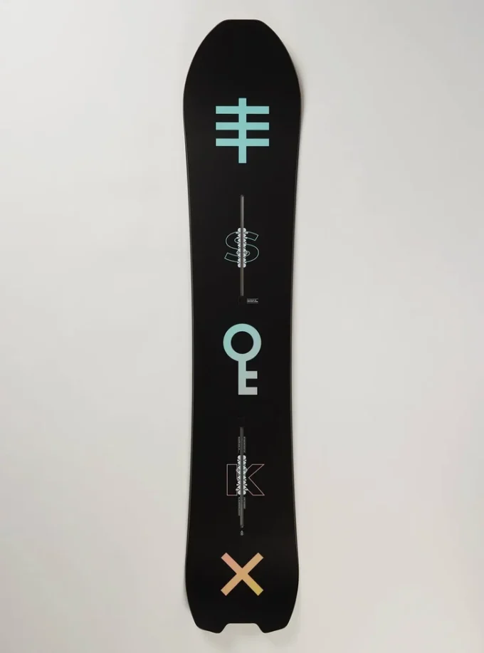 Burton Skeleton Key Camber snowboard för herr Burton Skeleton Key Camber snowboard för herr