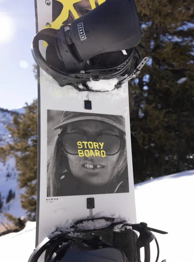 Burton Story Board Camber snowboard för damer Burton Story Board Camber snowboard för damer