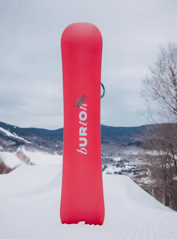 Burton Talent Scout Camber snowboard för damer Burton Talent Scout Camber snowboard för damer