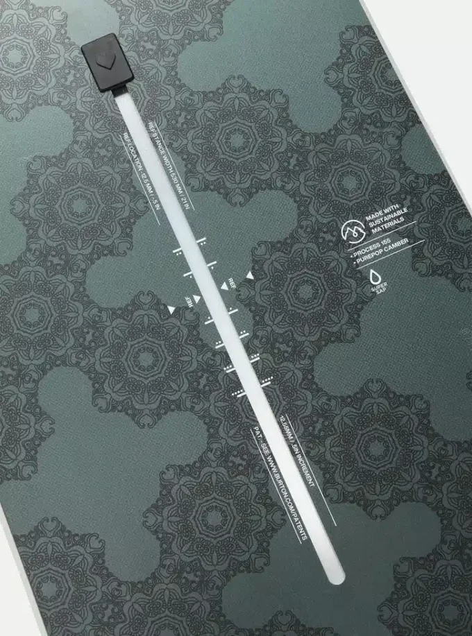 Burton Year of the Horse Process snowboard för herr Burton Year of the Horse Process snowboard för herr