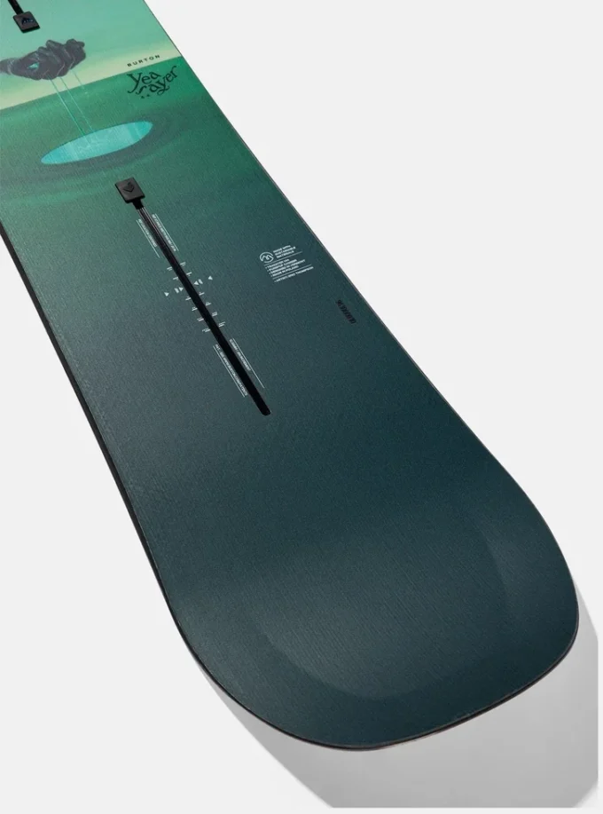Burton Yeasayer Camber snowboard för damer Burton Yeasayer Camber snowboard för damer