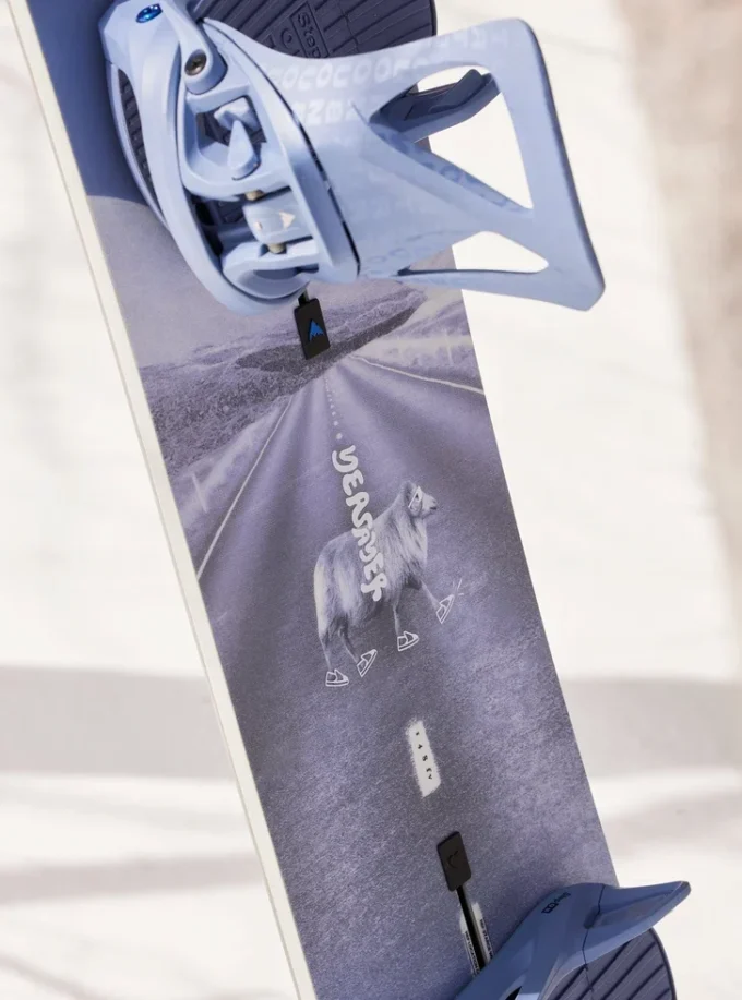 Burton Yeasayer Flying V snowboard för damer Burton Yeasayer Flying V snowboard för damer